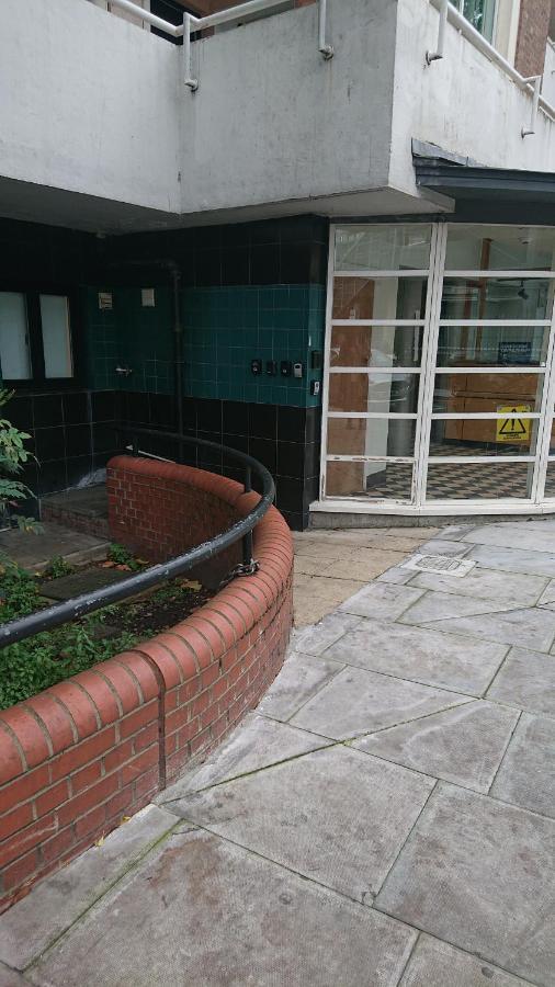 Bright, Nice Interior, Close To The City, 2 Bedroom Apartment London Bagian luar foto