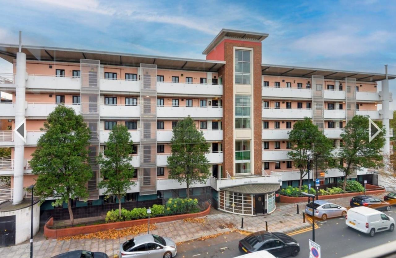 Bright, Nice Interior, Close To The City, 2 Bedroom Apartment London Bagian luar foto